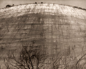 冬山 [位上正治, アサヒカメラ 1955年4月号より]のサムネイル画像