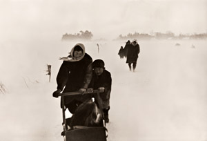 吹雪 [阿蘇勝, カメラ毎日 1956年5月号より]のサムネイル画像
