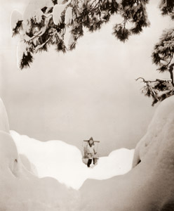 雪中水汲之圖 [岩田一雄, アサヒカメラ 1940年6月号より]のサムネイル画像