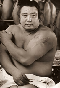 吉葉山 [見崎松太郎, アサヒカメラ 1956年1月号より]のサムネイル画像