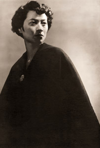 黒衣の女 [河合博, 光画月刊 1952年9月号より]のサムネイル画像