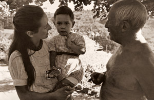 ピカソの家庭生活(機嫌の悪い3歳のクロード・ピカソ） [ロバート・キャパ, アサヒカメラ 1951年9月号より]のサムネイル画像