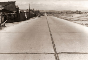 National Highway [Shigeru Ishihara,  from ARS CAMERA March 1955] Thumbnail Images