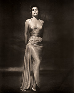 ジーナ・ロロブリジーダ [フィリップ・ハルスマン, 1954年, 栄光の「LIFE」展 1946-1955 時代の顔を衝くより]のサムネイル画像