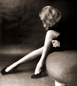 マルレーネ・ディートリッヒ [ミルトン・H・グリーン, 1952年, 栄光の「LIFE」展 1946-1955 時代の顔を衝くより]のサムネイル画像