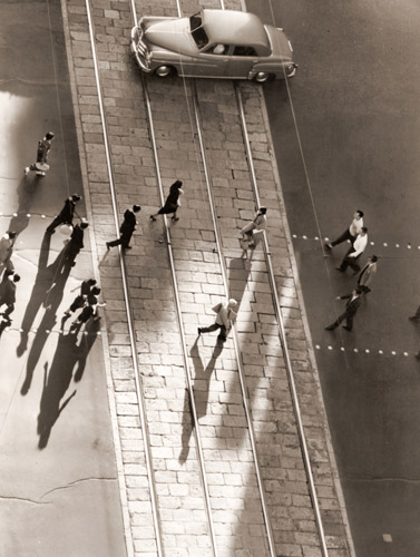 銀座の午後 [小西五兵衛, カメラ毎日 1955年10月号より] パブリックドメイン画像 