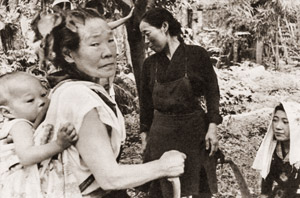 農村の女性 しゅうと [木村伊兵衛, カメラ毎日 1956年3月号より]のサムネイル画像