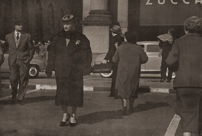 老婦人 [福田勝治, カメラ毎日 1956年3月号より] パブリックドメイン画像 