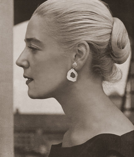 フィレンツェの女 [福田勝治, カメラ毎日 1956年3月号より] パブリックドメイン画像 
