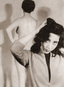 私の仕事部屋にて [福田勝治, カメラ毎日 1955年4月号より]のサムネイル画像