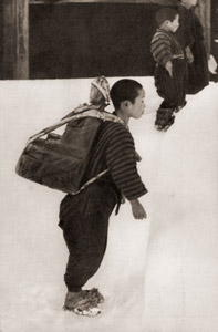地蔵様年始 [浜谷浩, カメラ毎日 1956年2月号より]のサムネイル画像