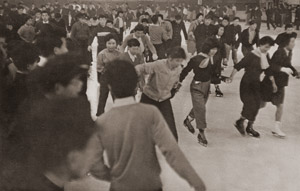 Teenagers’ Gathering Place [Shunji Ishiii,  from Camera Mainichi February 1956] Thumbnail Images