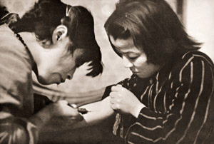 死と亡国へのいざない [中西浩, 日本カメラ 1955年2月号より]のサムネイル画像