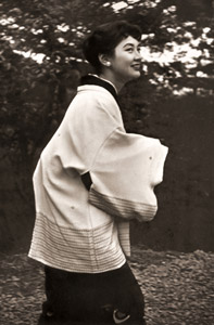 森の中 [川田勇, 月刊カメラ 1956年10月号より]のサムネイル画像