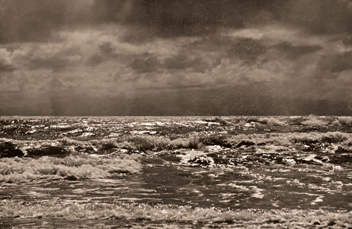海 [古徳博美, 日本カメラ 1952年2月より] パブリックドメイン画像 
