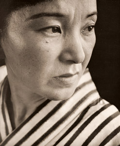 晩菊 [真継不二夫, 日本カメラ 1952年2月より]のサムネイル画像