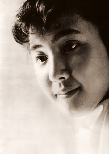 女性 [越智忠利, 日本カメラ 1955年3月号より] パブリックドメイン画像 