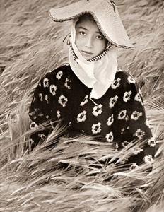 女性 [中村恭一, カメラ毎日 1954年9月号より]のサムネイル画像