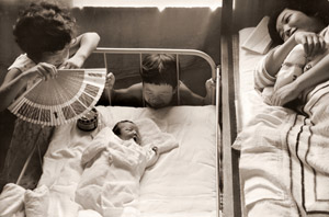 次女の誕生 [海道太一, 日本カメラ 1955年11月号より]のサムネイル画像