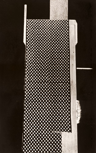 はり板 [植田正治, 日本カメラ 1955年5月号より] パブリックドメイン画像 