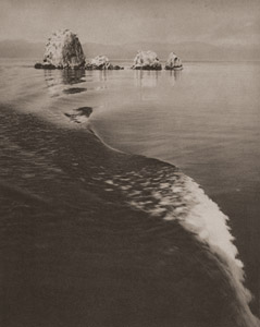 Sea Route [Heigoro Ushimado,  from Asahi Camera September 1939] Thumbnail Images