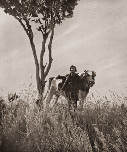 銃後の女性 [藤田安治, アサヒカメラ 1939年9月号より] パブリックドメイン画像 
