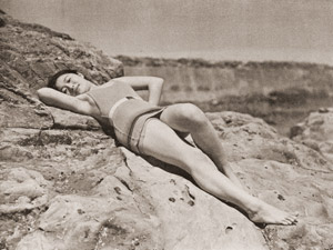 Girl [Masatsugu Higurashi, 1934, from Asahi Camera June 1936] Thumbnail Images