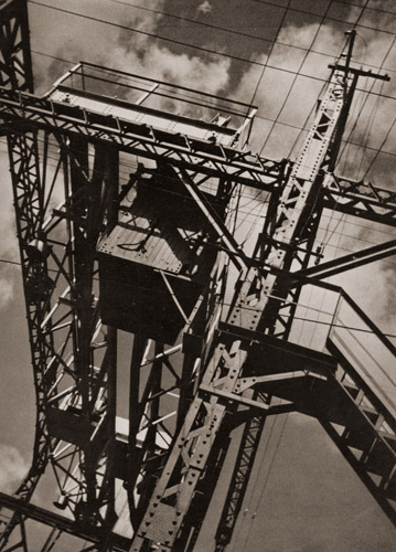クレーン [白根秀彦, アサヒカメラ 1936年6月号より] パブリックドメイン画像 