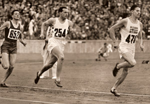 800m競走予選 [パウル・ヴォルフ, 1936年, ライカによる第十一回伯林オリムピック写真集より]のサムネイル画像