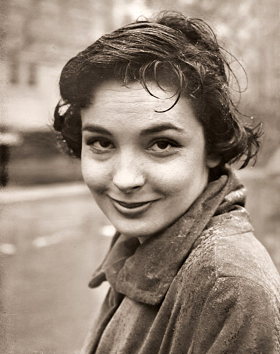 メキシコの女 [レオナード・マッコーム, アサヒカメラ 1954年5月号より] パブリックドメイン画像 