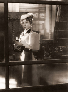 フランス映画「或る夫人」より 1 [アサヒカメラ 1954年7月号より]のサムネイル画像