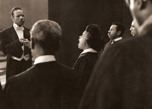 合唱（ウイングス・オーバアヨルダン） [佐々木勇, アサヒカメラ 1954年7月号より]のサムネイル画像