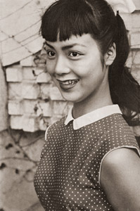M嬢 [武田利三, アサヒカメラ 1954年9月号より]のサムネイル画像