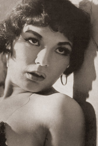 女 [杉山吉良, アサヒカメラ 1954年9月号より] パブリックドメイン画像 