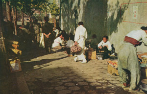 休戦後の韓国 [遠山清彌, 1953年, アサヒカメラ 1954年9月号より]のサムネイル画像