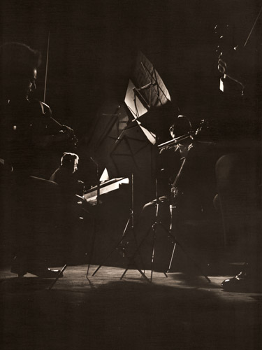 シュナイダー四重奏団 [ジョン・ミリ, アサヒカメラ 1953年11月号より] パブリックドメイン画像 