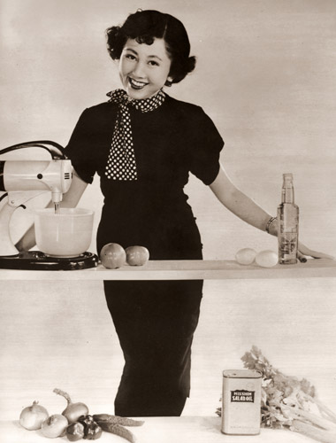 日清サラダ油の広告 [アサヒカメラ 1954年12月号より] パブリックドメイン画像 