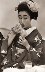 舞妓さん [渋谷喜一, アサヒカメラ 1956年02月号より]のサムネイル画像