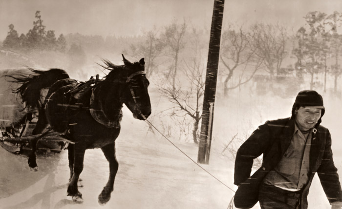 馬橇 [斉藤強, 日本カメラ 1956年7月号より] パブリックドメイン画像 
