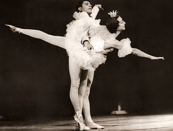 スラヴェンスカ・フランクリン・バレエ団 くるみ割り人形組曲 [大束元, 1953年, アサヒカメラ 1953年9月号より] パブリックドメイン画像 