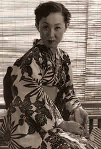 Yukata (Summer Kimono) [Ihei Kimura,  from Asahi Camera September 1953] Thumbnail Images