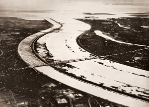 荒川放水路 [森松秀雄, アサヒカメラ 1953年9月号より]のサムネイル画像