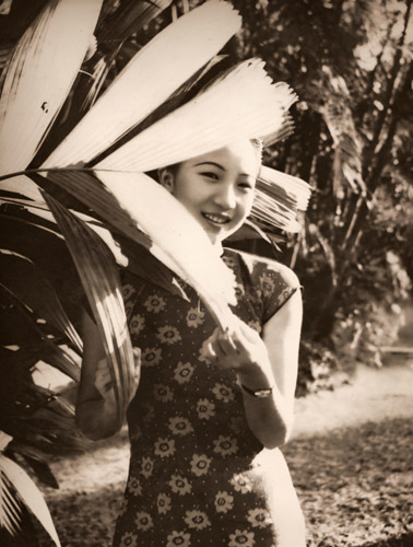 台北の姑娘 [小石清, アサヒカメラ 1939年11月号より] パブリックドメイン画像 