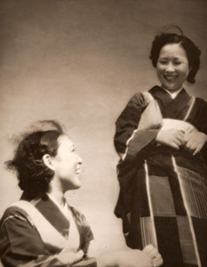 西風 [秋山靑磁, アサヒカメラ 1939年11月号より]のサムネイル画像