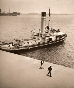 夏は港から [福永尊正, アサヒカメラ 1939年5月号より]のサムネイル画像