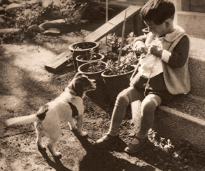 子供と犬 [小池真平, アサヒカメラ 1939年5月号より]のサムネイル画像