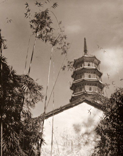 六榕寺の花塔 [小石清, アサヒカメラ 1939年5月号より] パブリックドメイン画像 