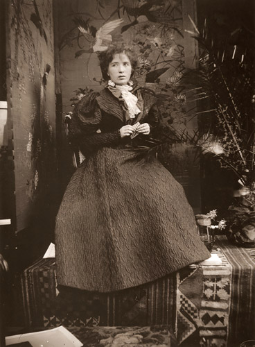 ミュシャの愛人、ベルテ・ ド・ラランド [アルフォンス・ミュシャ, 1897年頃, 「ミュシャが愛した光と時代」展より] パブリックドメイン画像 