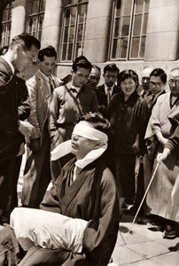 占師 [光墨弘, 日本カメラ 1953年9月号より]のサムネイル画像