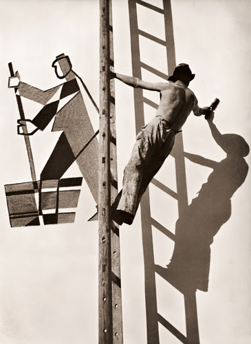 ペンキ屋 [エーリッヒ・アンゲネント, 写真サロン 1956年9月号より] パブリックドメイン画像 